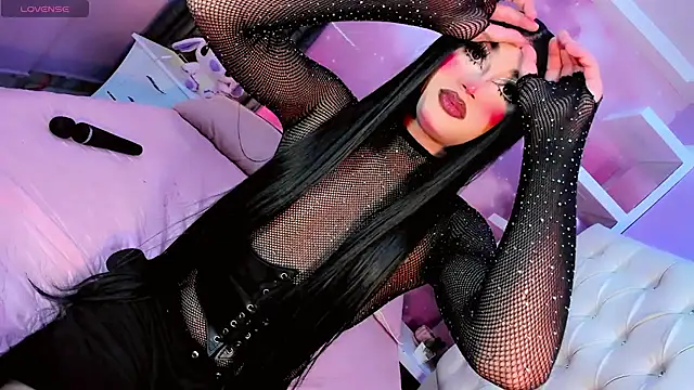 Snapshot of Lexxy_Mattell chatting on 25, 7, 2026 Lexxy Mattell online show from 25, 7, 2026