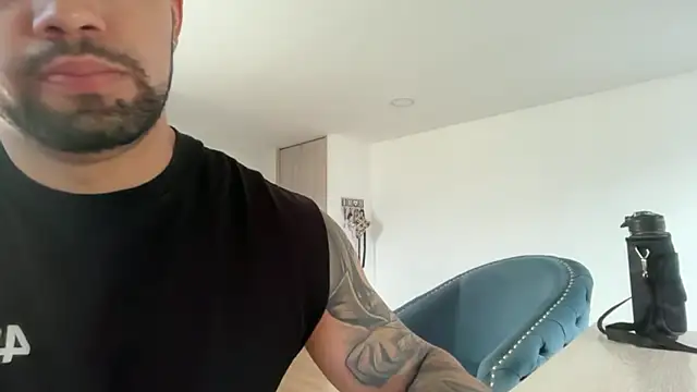 Snapshot of exclusivecouple69 chatting on 22, 7, 2026 exclusivecouple69 online show from 22, 7, 2026