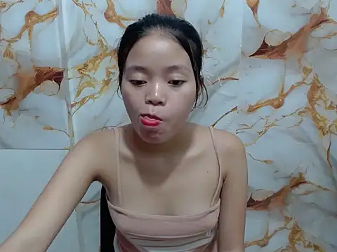 Snapshot of Sweet_Sarah69 chatting on 5, 6, 2026 Sweet Sarah69 online show from 5, 6, 2026