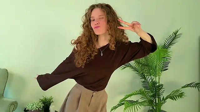 Mila Stain online show from 12, 5, 2026