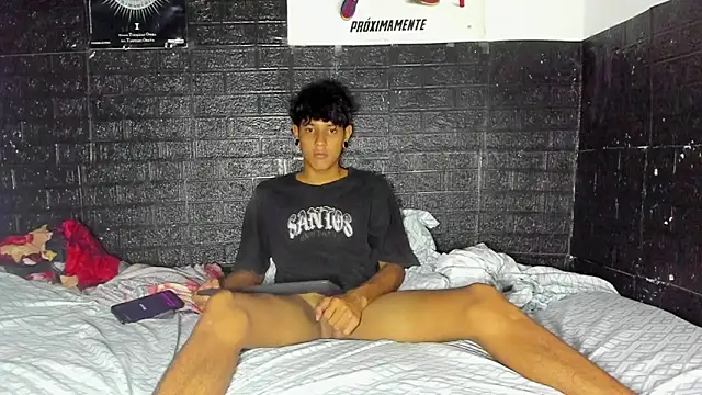 Snapshot of santos_dx chatting on 6, 5, 2026 santos dx online show from 6, 5, 2026