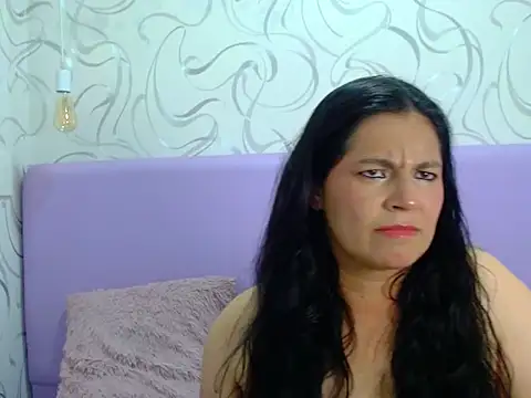 Snapshot of JenniferLondonx chatting on 15, 5, 2026 JenniferLondonx online show from 15, 5, 2026