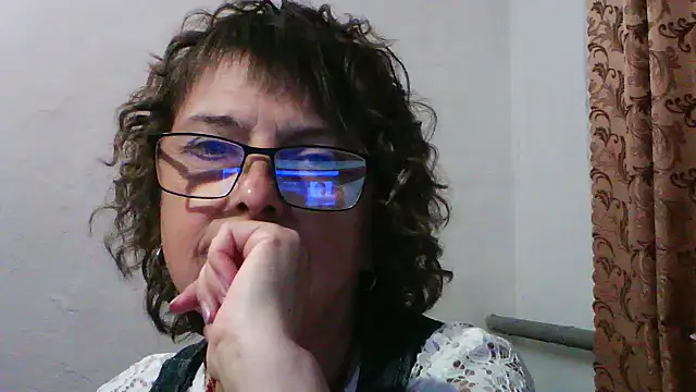 ElizabethGorden online show from 2, 6, 2026