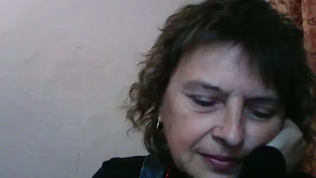 ElizabethGorden online show from 3, 6, 2026