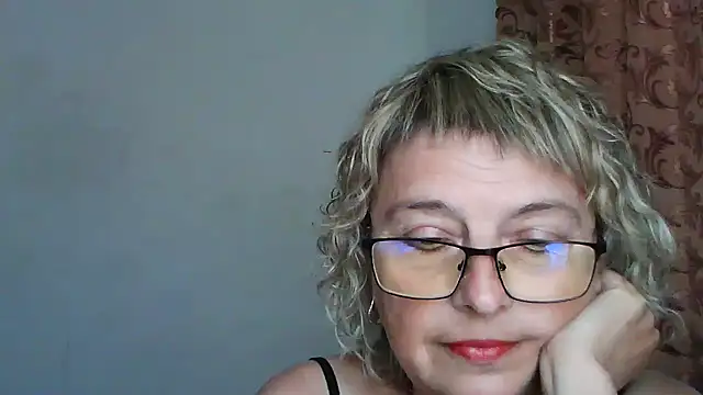ElizabethGorden online show from 22, 6, 2026