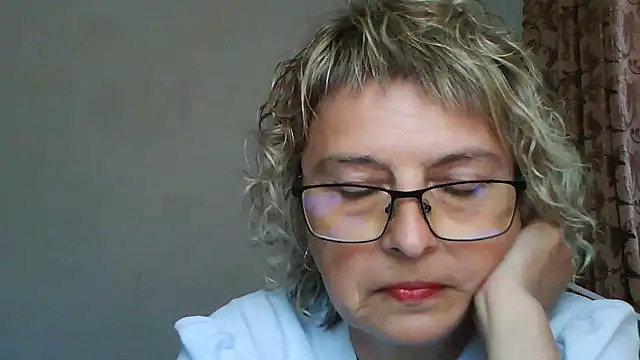 ElizabethGorden online show from 24, 6, 2026