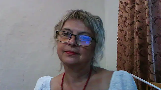 ElizabethGorden online show from 23, 7, 2026