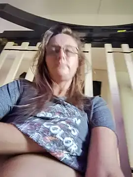 Snapshot of Queenle91 chatting on 21, 6, 2026 Queenle91 online show from 21, 6, 2026