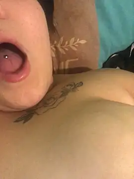 alexaparedes00 online show from 5, 5, 2026