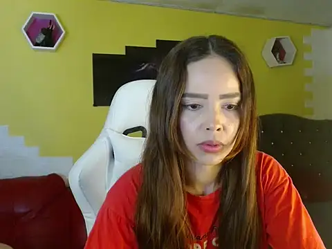 Snapshot of naomis_36 chatting on 14, 5, 2026 naomis 36 online show from 14, 5, 2026