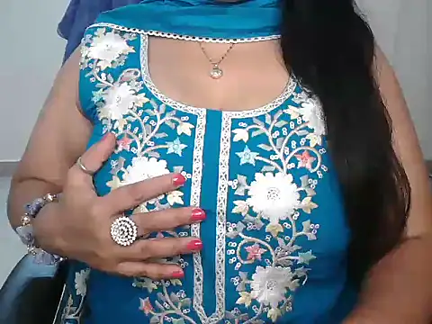 Snapshot of Yanshi23 chatting on 3, 8, 2026 Yanshi23 online show from 3, 8, 2026