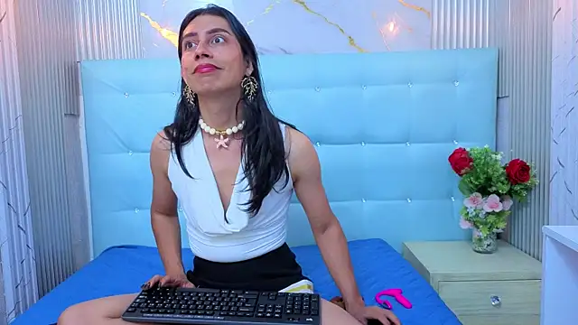 Alexadomina22 online show from 20, 7, 2026