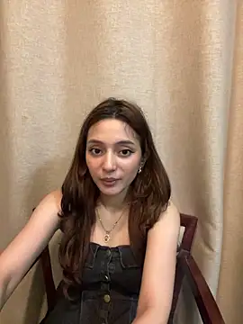 Snapshot of Lilywant chatting on 4, 6, 2026 Lilywant online show from 4, 6, 2026