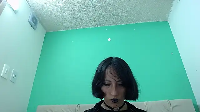 amoremerchmar online show from 17, 6, 2026