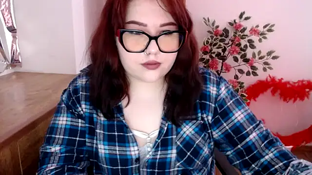 Snapshot of KarolinasHot chatting on 10, 6, 2026 KarolinasHot online show from 10, 6, 2026