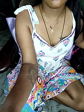 Snapshot of Tamil__Thara003 chatting on 15, 5, 2026 Tamil Thara003 online show from 15, 5, 2026