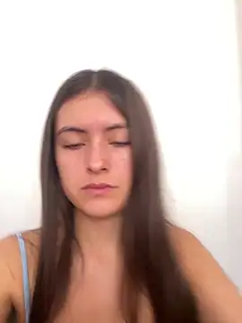 serenaa velvett online show from 19, 5, 2026