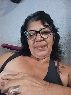 Snapshot of Milena1000 chatting on 6, 6, 2026 Milena1000 online show from 6, 6, 2026