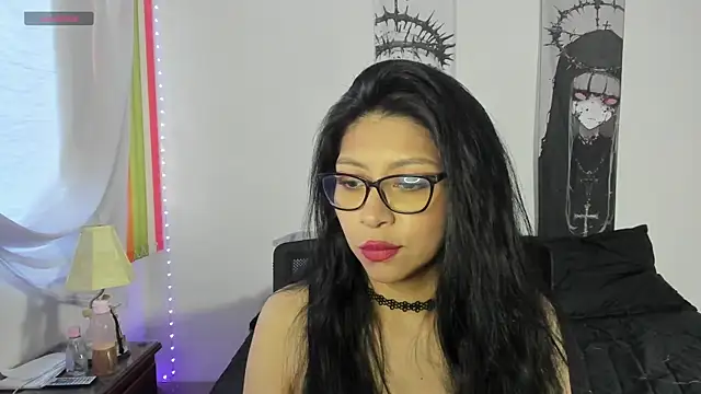 Snapshot of GoddessValentinaX chatting on 3, 7, 2026 GoddessValentinaX online show from 3, 7, 2026