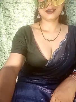 Snapshot of Juli_80 chatting on 6, 6, 2026 Juli 80 online show from 6, 6, 2026