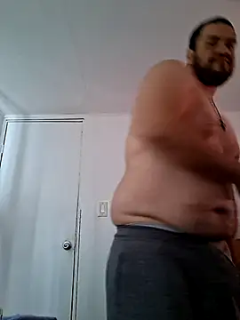 Snapshot of Almircorral2211 chatting on 3, 6, 2026 Almircorral2211 online show from 3, 6, 2026