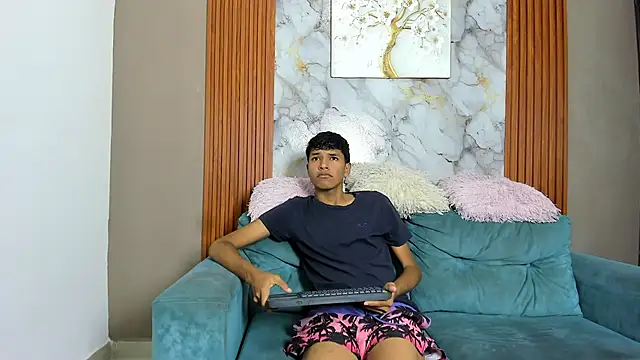 Snapshot of BOUL_GUYS chatting on 17, 5, 2026 BOUL GUYS online show from 17, 5, 2026