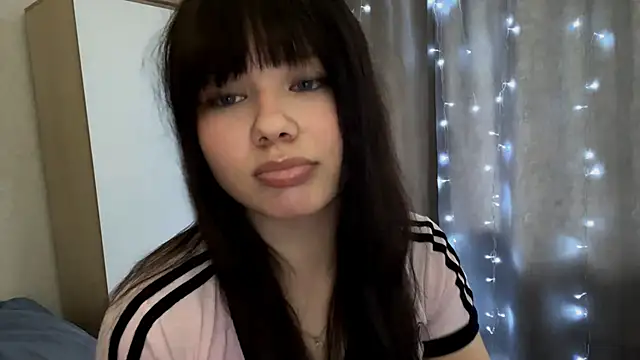 EmilyMercurial online show from 15, 5, 2026