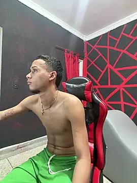 friends lust latin online show from 18, 7, 2026