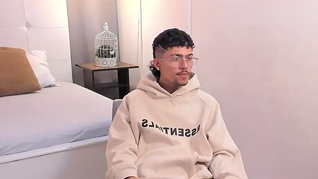 Snapshot of jake_miller__ chatting on 18, 6, 2026 jake miller online show from 18, 6, 2026