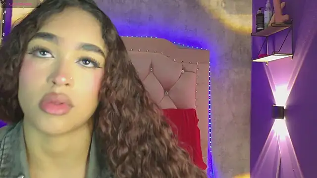 CamilaFlirt online show from 4, 6, 2026