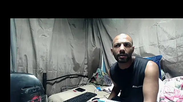 Snapshot of Camodick chatting on 29, 4, 2026 Camodick online show from 29, 4, 2026