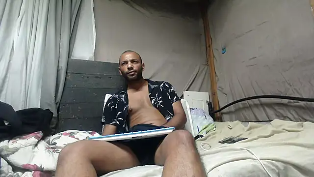 Snapshot of Camodick chatting on 18, 5, 2026 Camodick online show from 18, 5, 2026