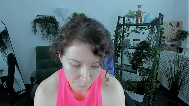 Snapshot of AureliaGleam chatting on 13, 6, 2026 AureliaGleam online show from 13, 6, 2026