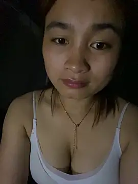 Cute-Sexyy online show from 7, 5, 2026