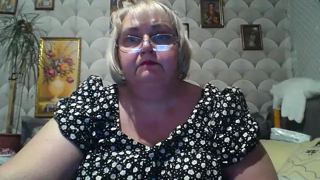 MarinaFarina53 online show from 4, 6, 2026