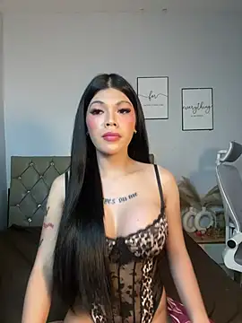 DanikaLovve online show from 27, 6, 2026