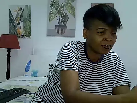 Snapshot of BlackBeautyJuXx chatting on 9, 6, 2026 BlackBeautyJuXx online show from 9, 6, 2026
