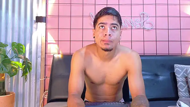 criss hardcock  online show from 19, 5, 2026