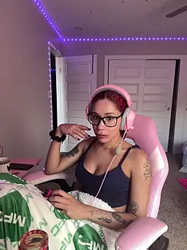 Snapshot of Jenna_Beck chatting on 21, 5, 2026 Jenna Beck online show from 21, 5, 2026