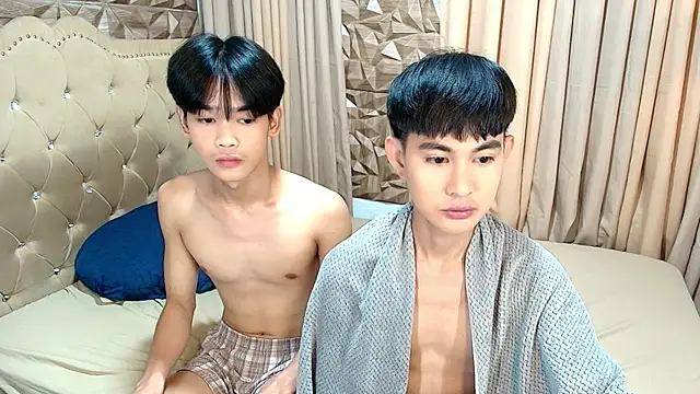 UrcutieguyxLover online show from 8, 5, 2026