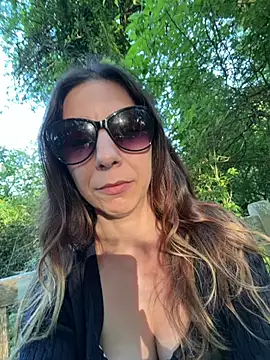 GirlNextDoorBianca online show from 19, 6, 2026