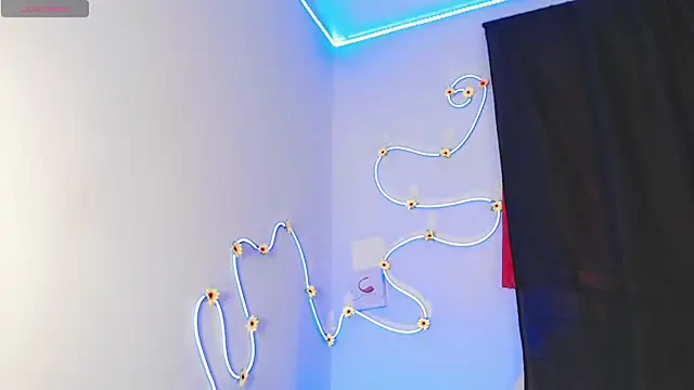 Snapshot of everlin_01 chatting on 17, 5, 2026 everlin 01 online show from 17, 5, 2026