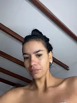 Melissa Rendon online show from 27, 7, 2026