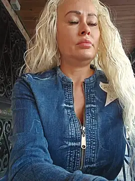 MILFBARBY online show from 2, 10, 2025