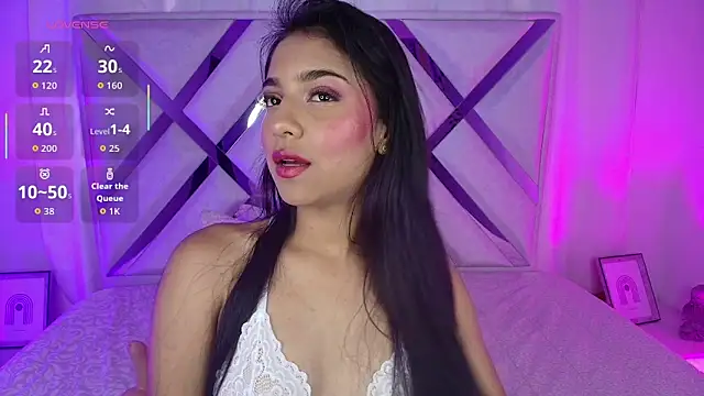 Snapshot of thalia_gomez__ chatting on 5, 6, 2026 thalia gomez online show from 5, 6, 2026