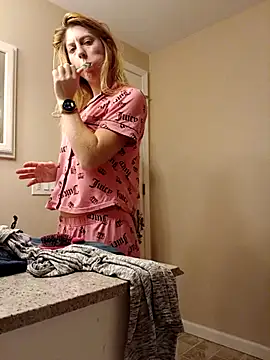 daddys girl333 online show from 21, 6, 2026