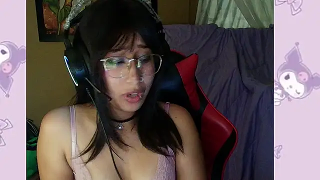 Snapshot of laritlover chatting on 20, 6, 2026 laritlover online show from 20, 6, 2026