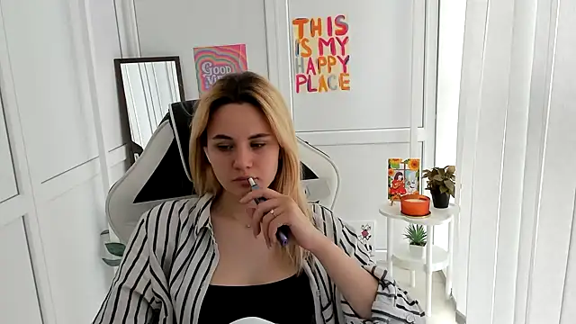 Emma starrs  online show from 10, 6, 2026
