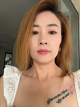 Snapshot of okgirl_23 chatting on 30, 6, 2026 okgirl 23 online show from 30, 6, 2026