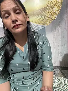 simmy14321 online show from 10, 7, 2026